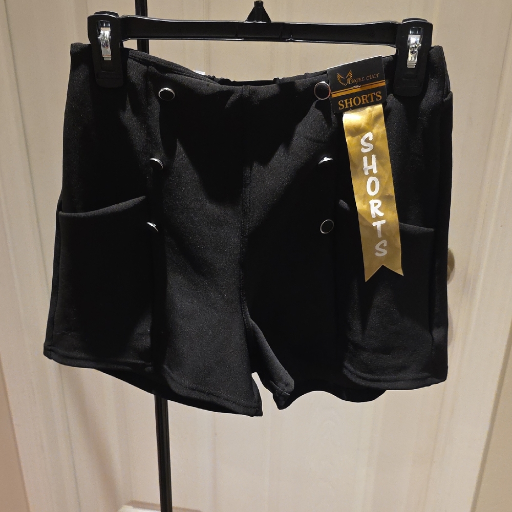 High-Waist Black Women's Pocket Shorts with Grommet Detail